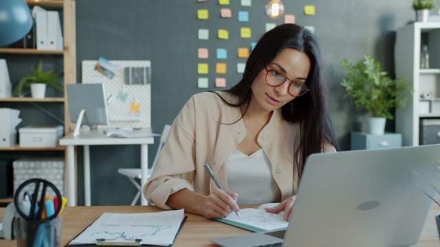 Créer son entreprise de ménage : franchise, étapes et rentabilité Créer son entreprise de ménage : franchise, étapes et rentabilité